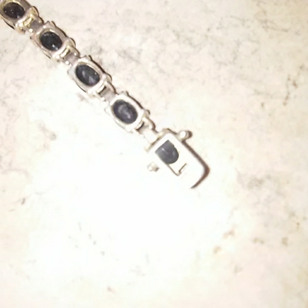 Deep blue sapphire bracelet. - Picture 4 of 7